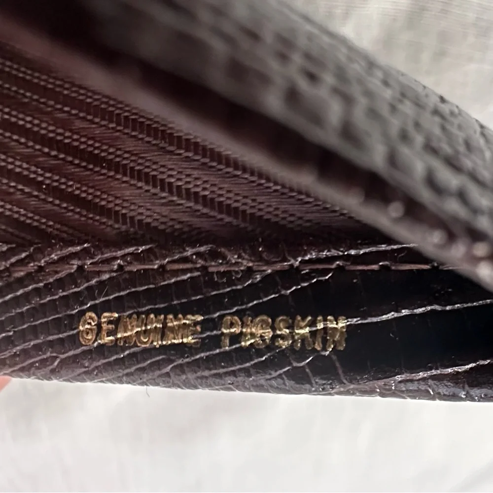 Prince Gardner Brown Embossed Leather Bi-Fold Wallet | ID Window | Vintage